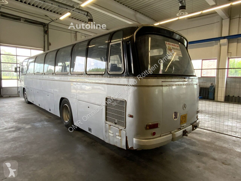 Autobuz Mercedes O 302