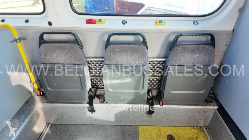 Autobus Mercedes / Not driving