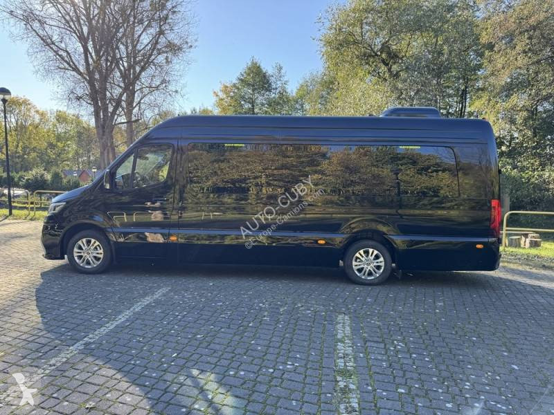 Autobus Mercedes Cuby 11+1 VIP Line