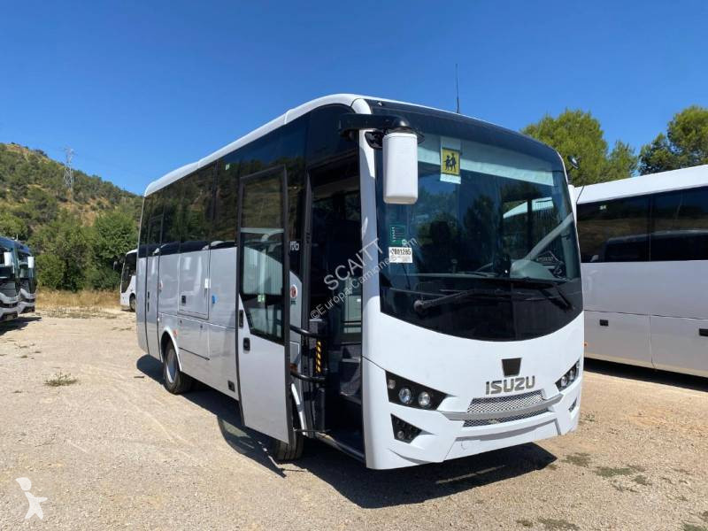 Buss Isuzu Novo Nees