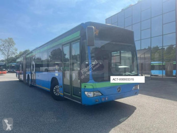 Autobús Mercedes