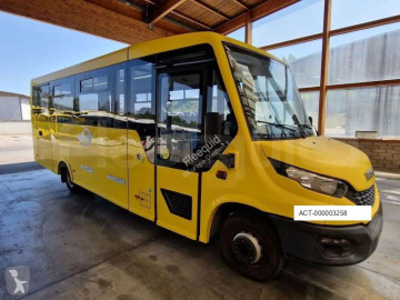 Autobús interurbano Iveco