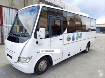 Autobús interurbano Iveco