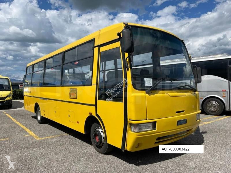 Autobús Iveco Cacciamali