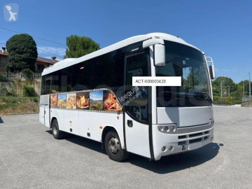 Autobús interurbano Otokar