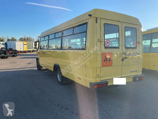 Градски автобус Mercedes 818 CDI SORA 43+2+1