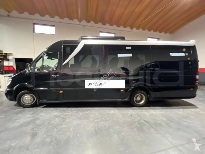 باص Mercedes
