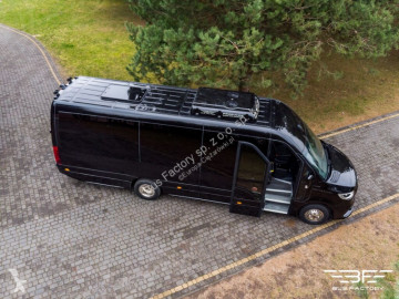 Autobús minibús Mercedes nuevo