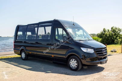 Autobús minibús Mercedes nuevo