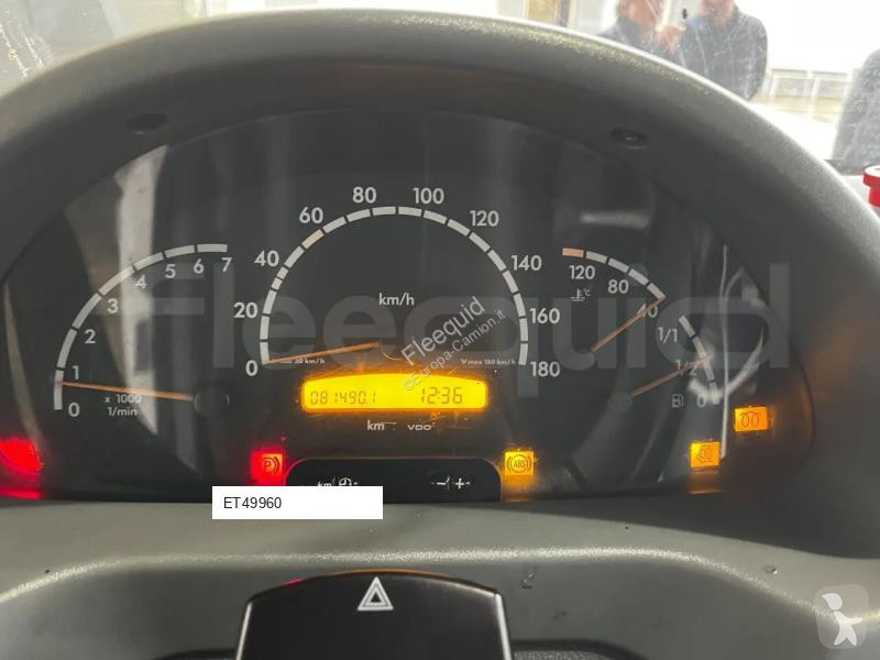 باص Mercedes