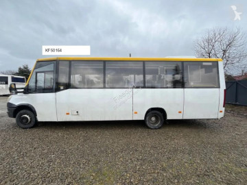 Міський автобус міжміський автобус Kutsenits