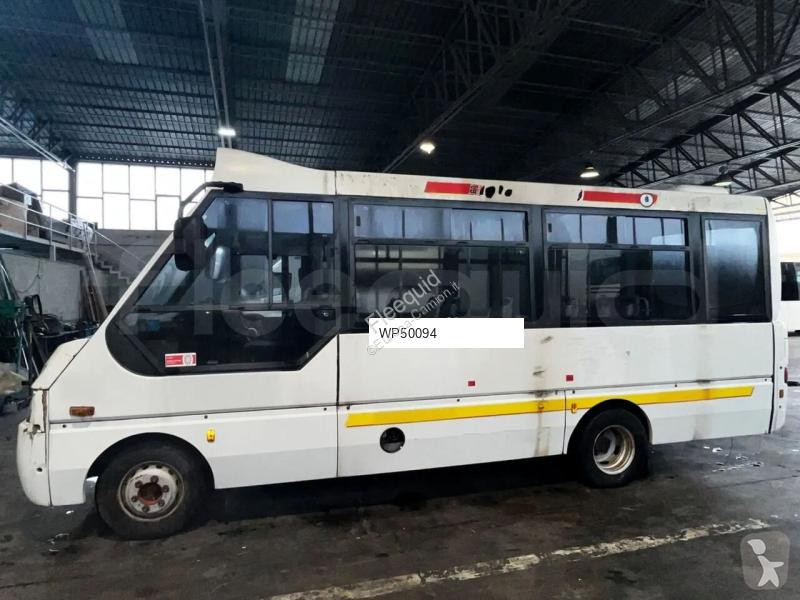 باص Iveco Cacciamali
