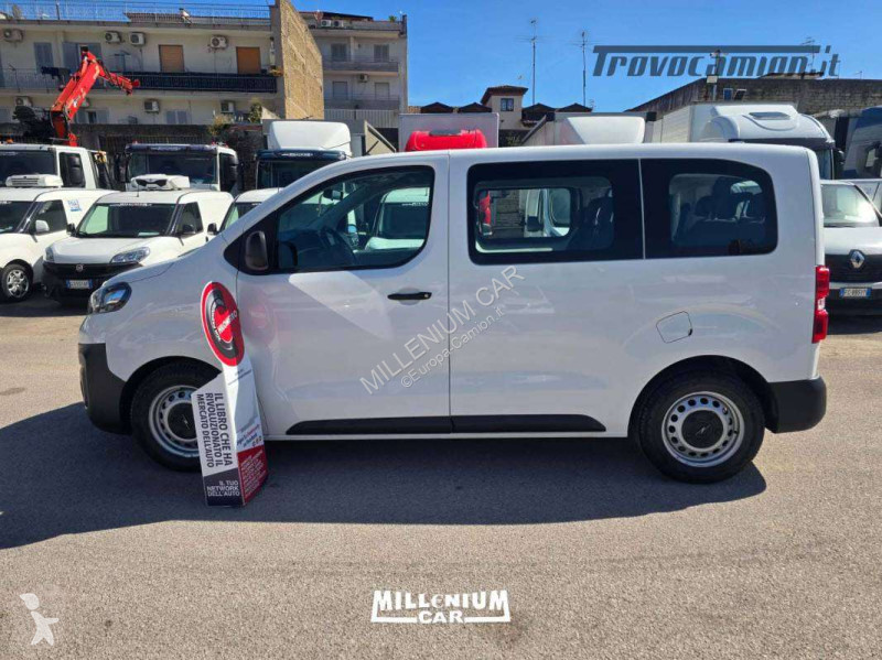 Véhicule utilitaire Opel OPEL  2021 (9 POSTI)...