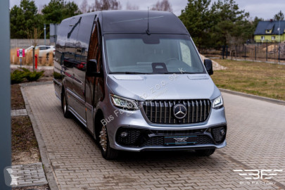 Autobús minibús Mercedes nuevo