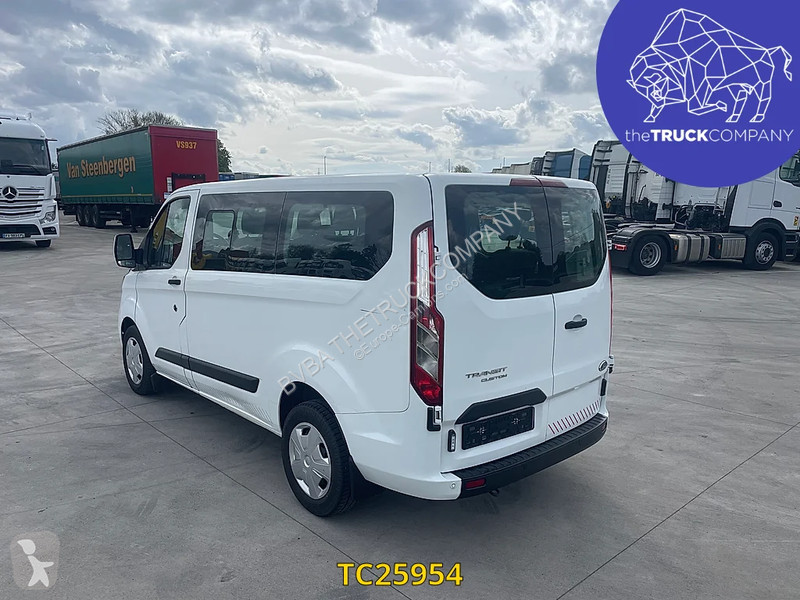 باص Ford 2.0 TDCI - 9 SEATS - AUTOMATIC - EURO6D