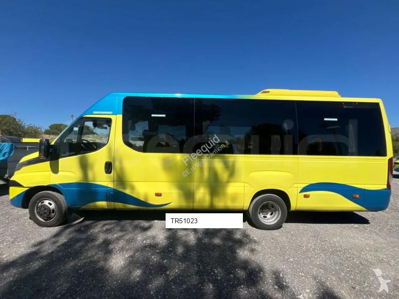 باص Iveco Ferqui