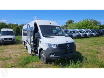 باص Mercedes