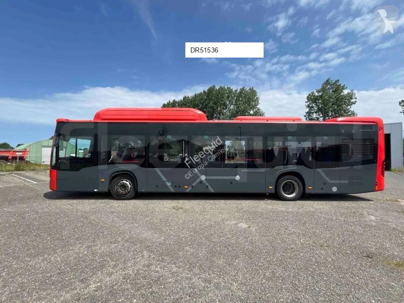 باص Mercedes
