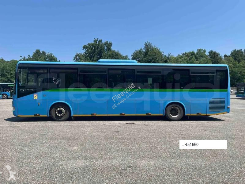 باص Iveco
