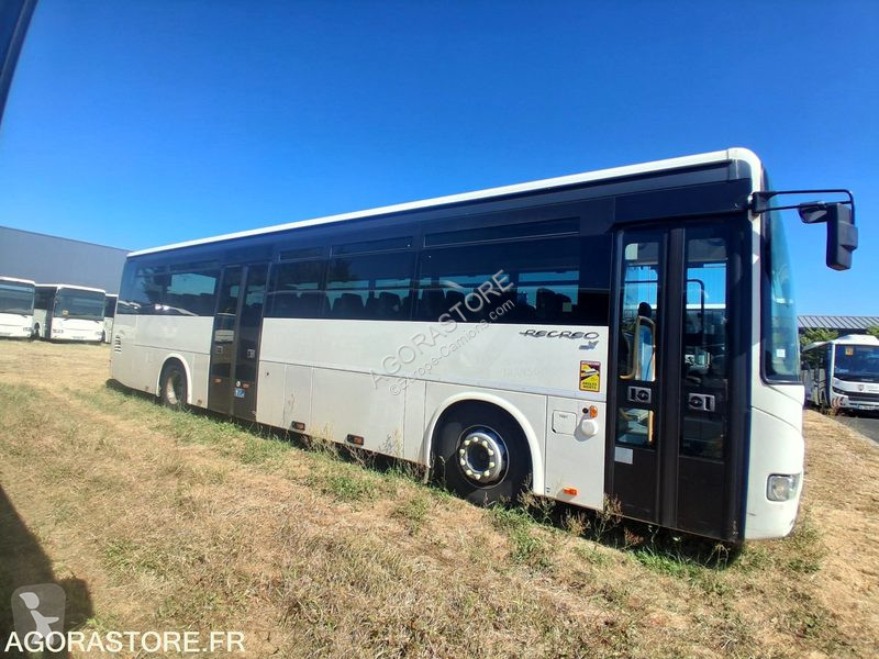 باص Irisbus RECREO