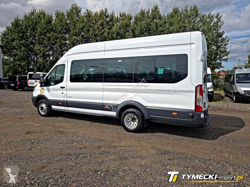 Комерційні автомобілі Ford