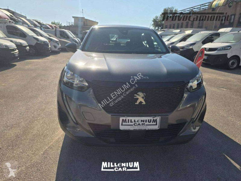 Furgoneta Peugeot PEUGEOT 2008 DIESEL 2022 KM...