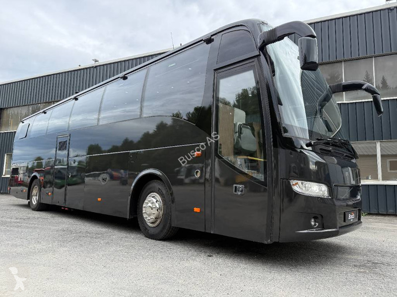 Autóbusz Volvo 9900. Motorhome!
