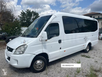 Autóbusz Iveco Daily