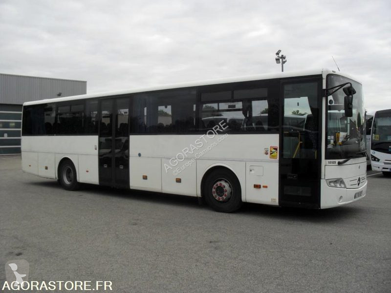 Autobús Mercedes INTOURO