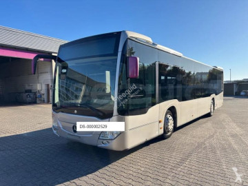 Autobús interurbano Mercedes