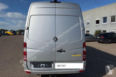 Minibus Mercedes