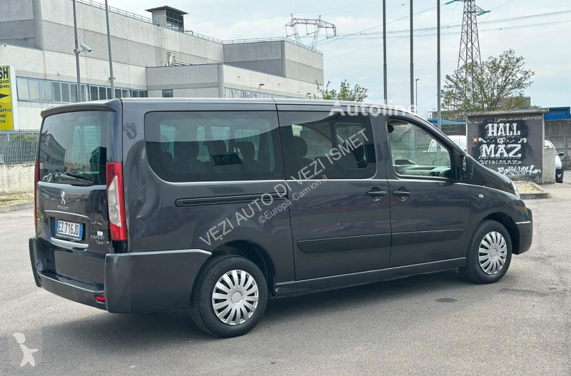 Autobussen Peugeot expert