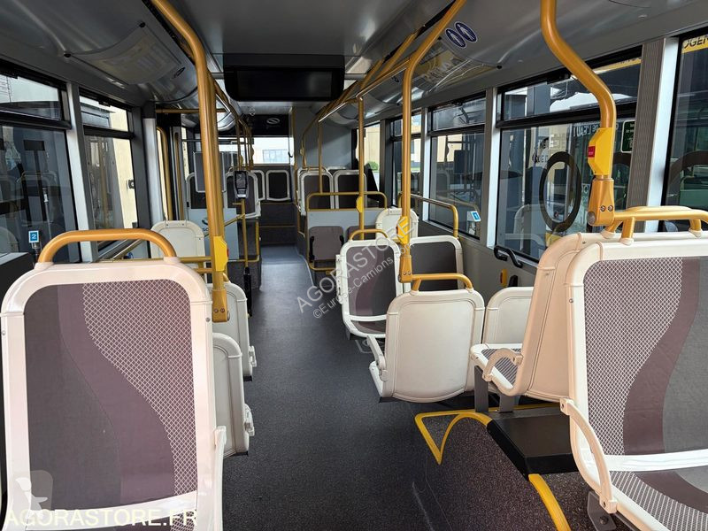 Autóbusz Solaris URBINO 12