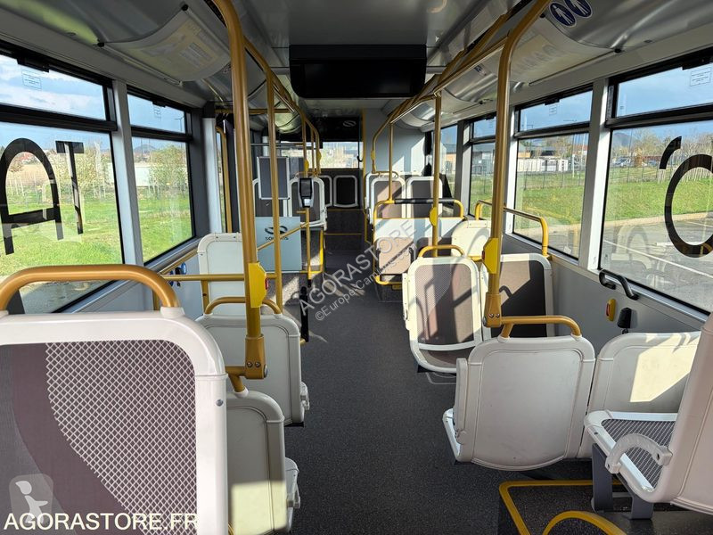 Autóbusz Solaris URBINO 12