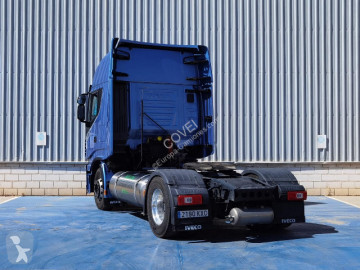 Traktor Iveco