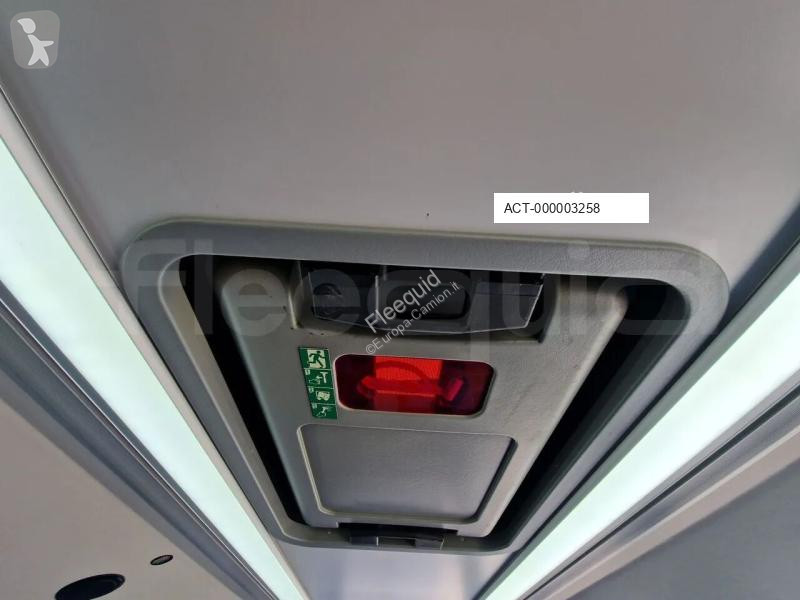 باص Iveco Indcar
