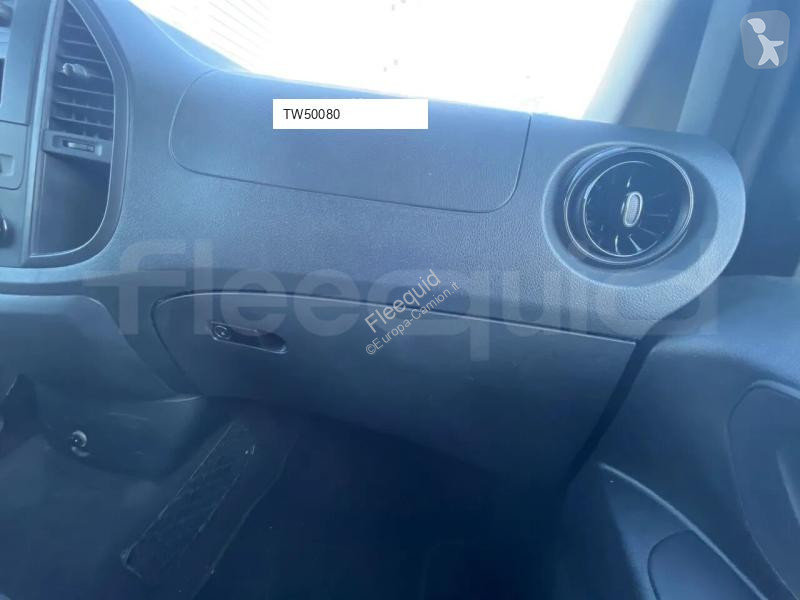 باص Mercedes