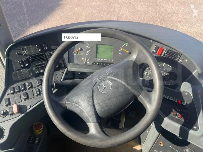 باص Mercedes