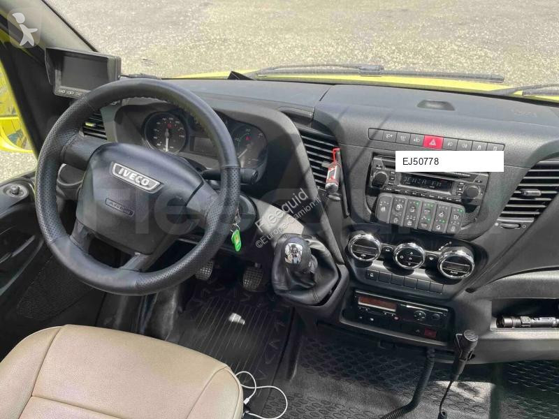 باص Iveco Ferqui