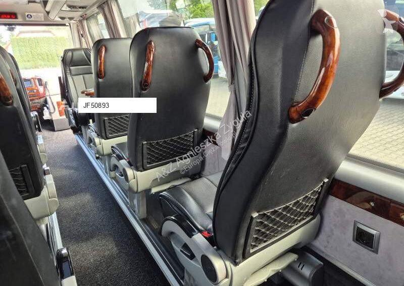 باص Mercedes SPRINTER 519