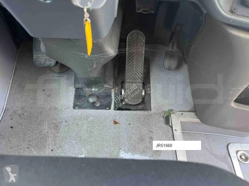 باص Iveco