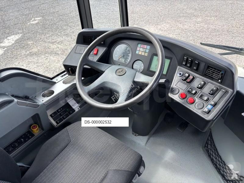 Autobús Mercedes