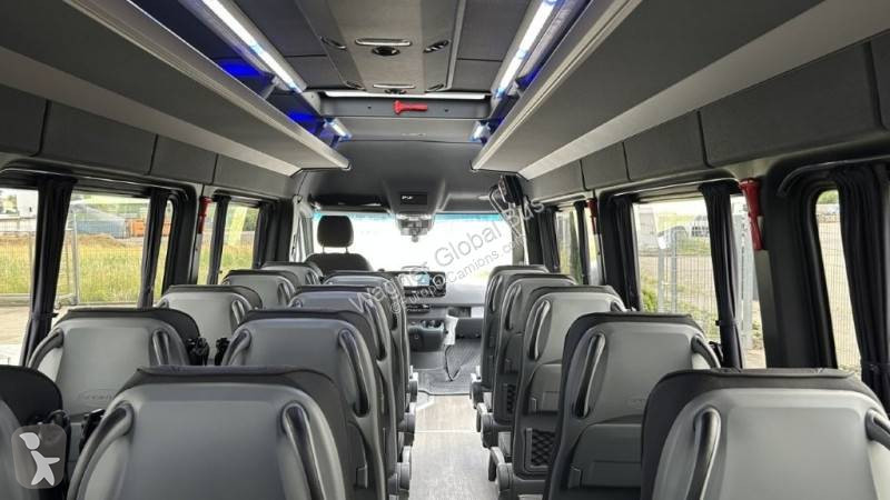 Autobus Mercedes 517 Multi neuf sur commande