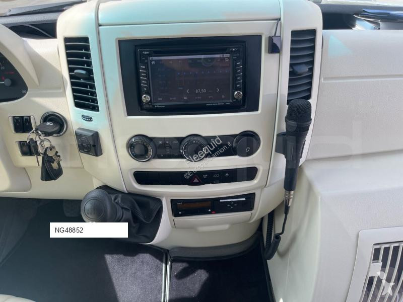 Autobús Mercedes