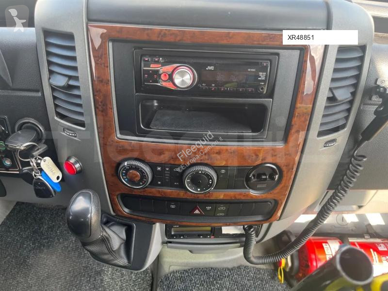 باص Mercedes