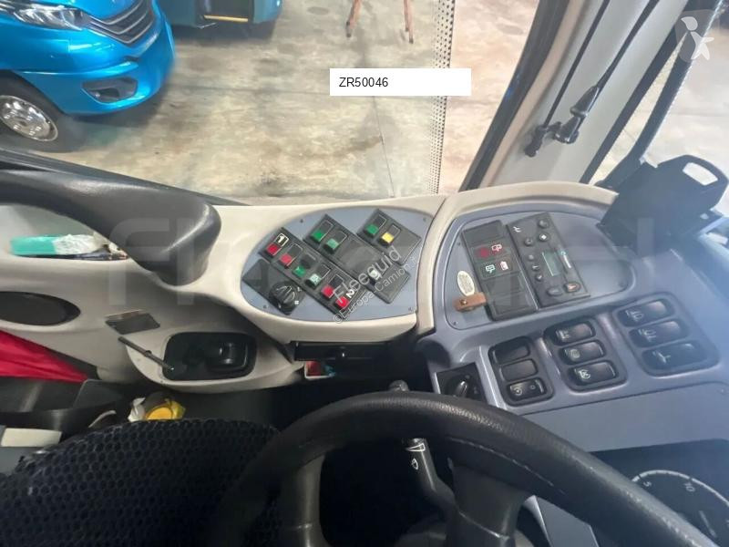 باص Irizar i6