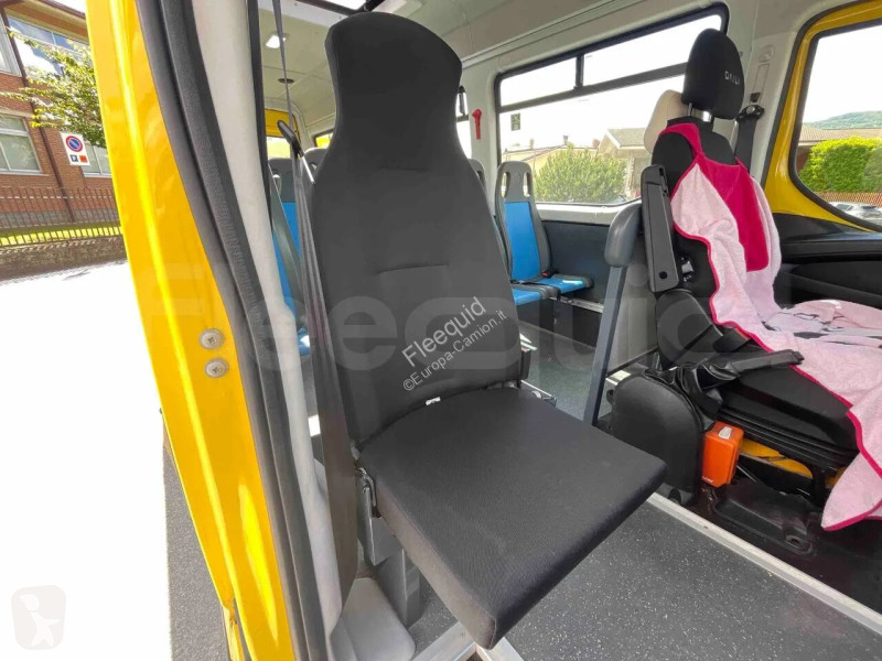 باص Iveco