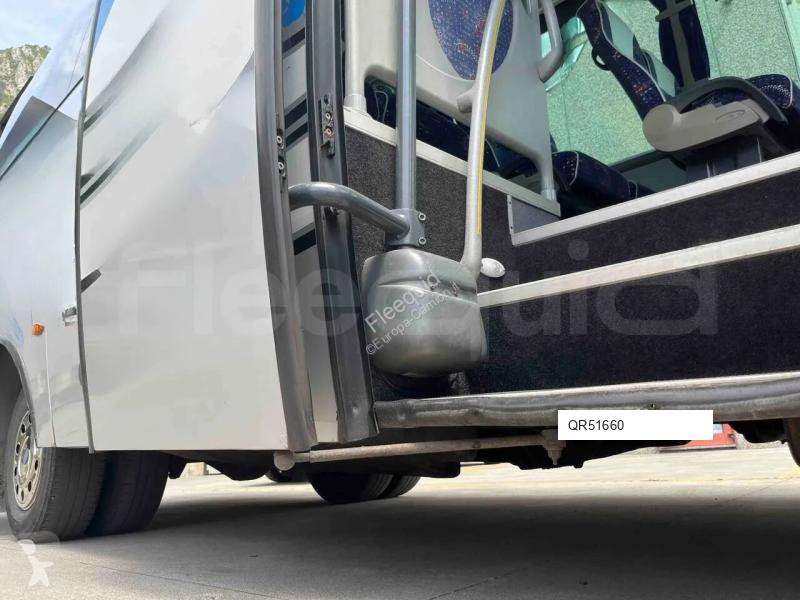 باص Iveco Unvi Compa
