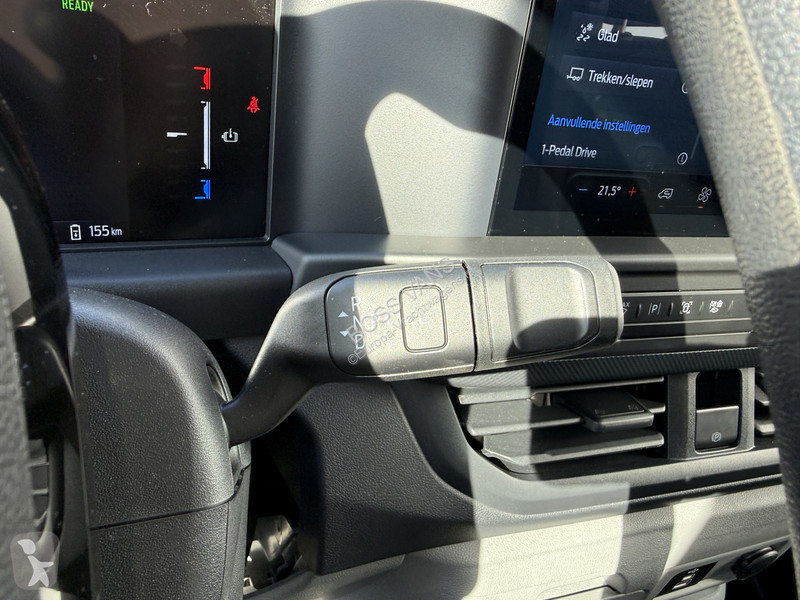 Véhicule utilitaire Ford Custom e Custom 71kWh...