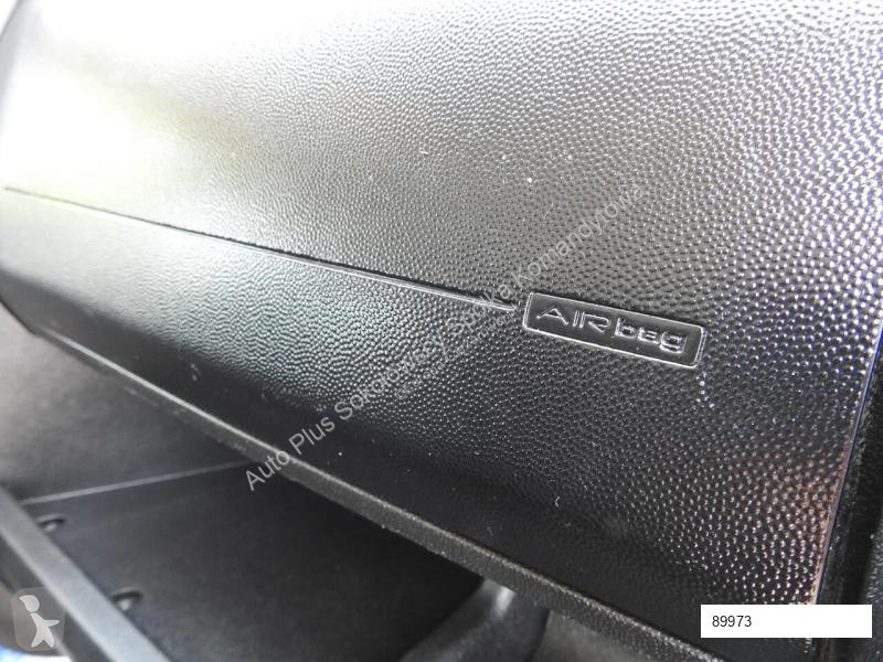 Véhicule utilitaire Peugeot BOXER FURGON...